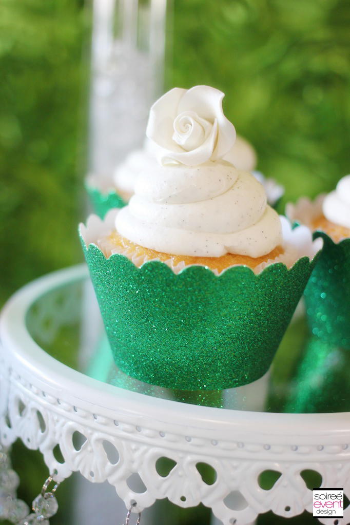emerald-green-cupcakes