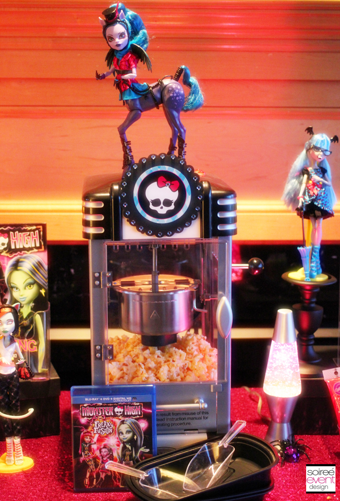 Freaky Fusion Popcorn machine