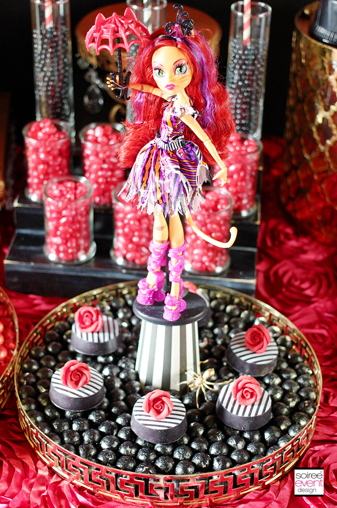 Monster High Freak du Chic Party Toralei Stripe doll