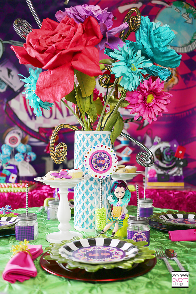 Ever After High party Wonderland Dining Table