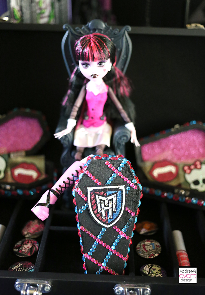 Monster High Party - Draculaura Favors