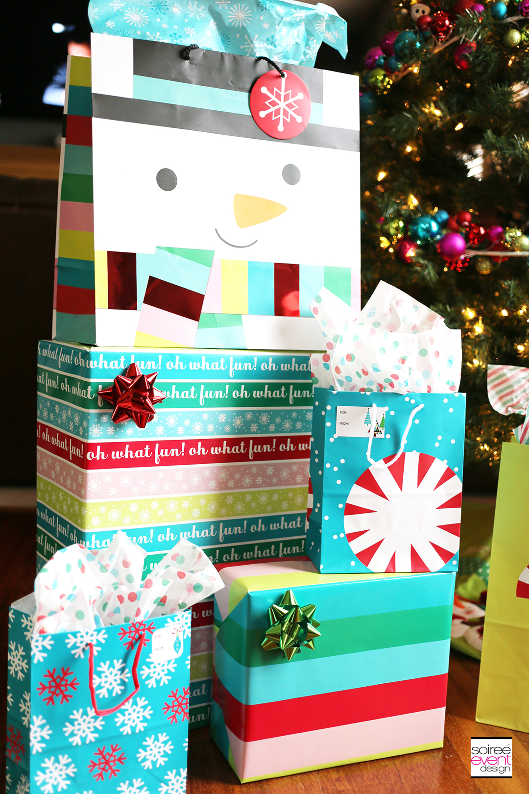 gift-wrapping-tips-snowman-gift-wrap
