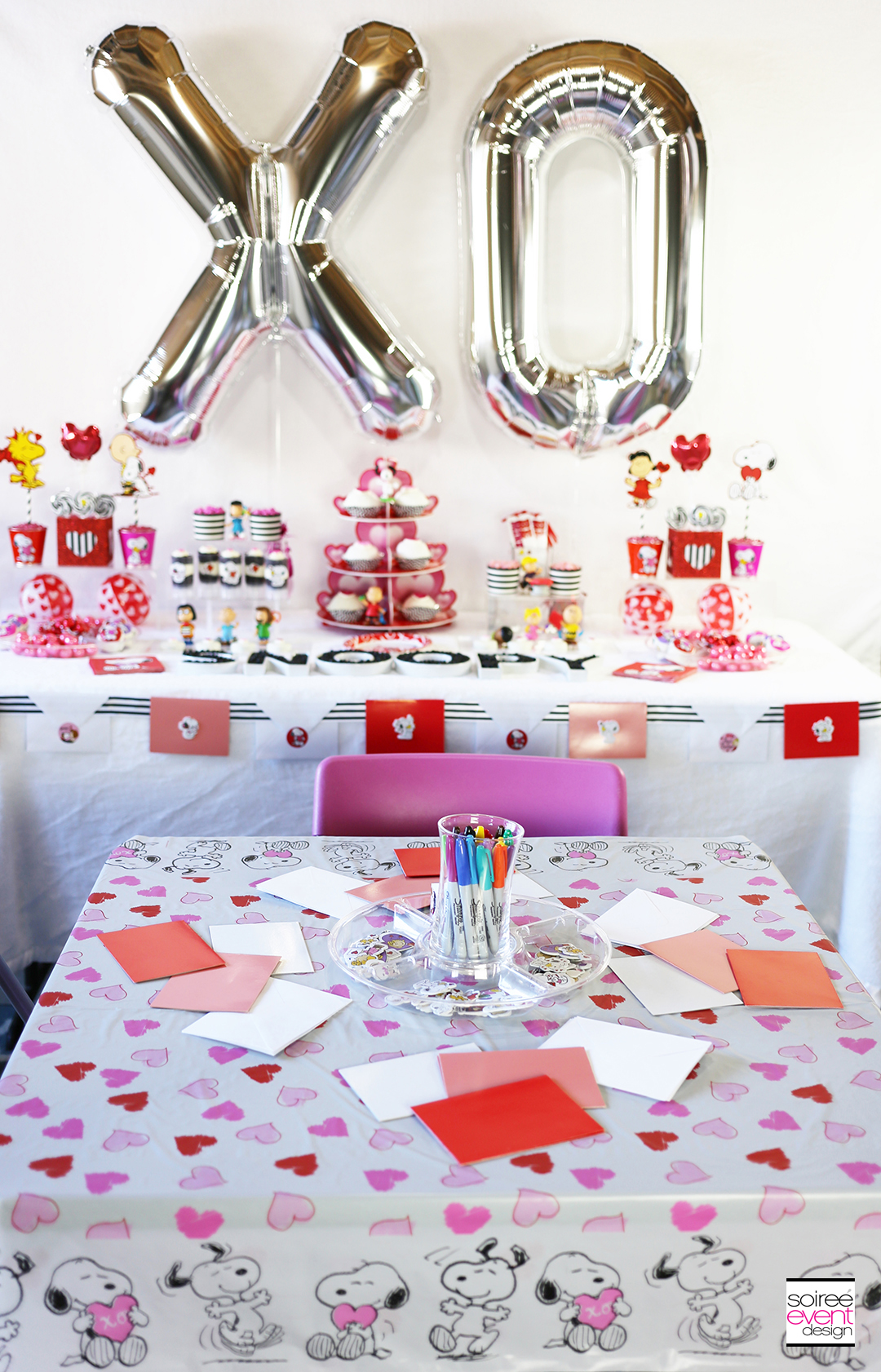 Peanuts Valentines Day Party Craft Table