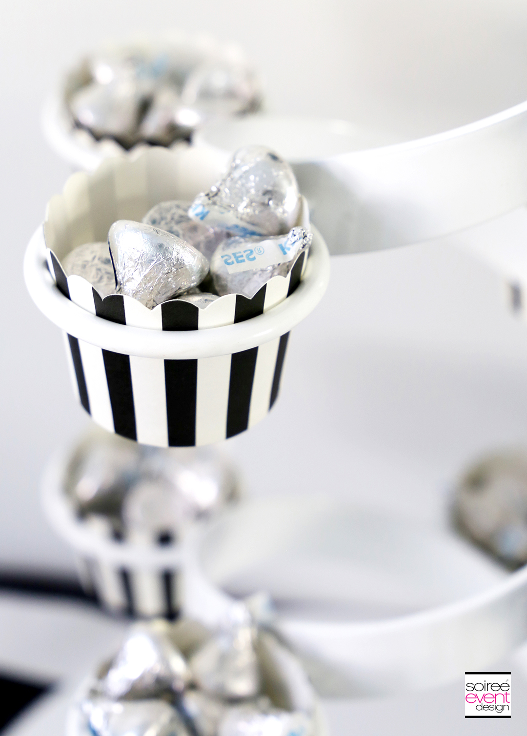 Black and White Halloween Party - Silver candy