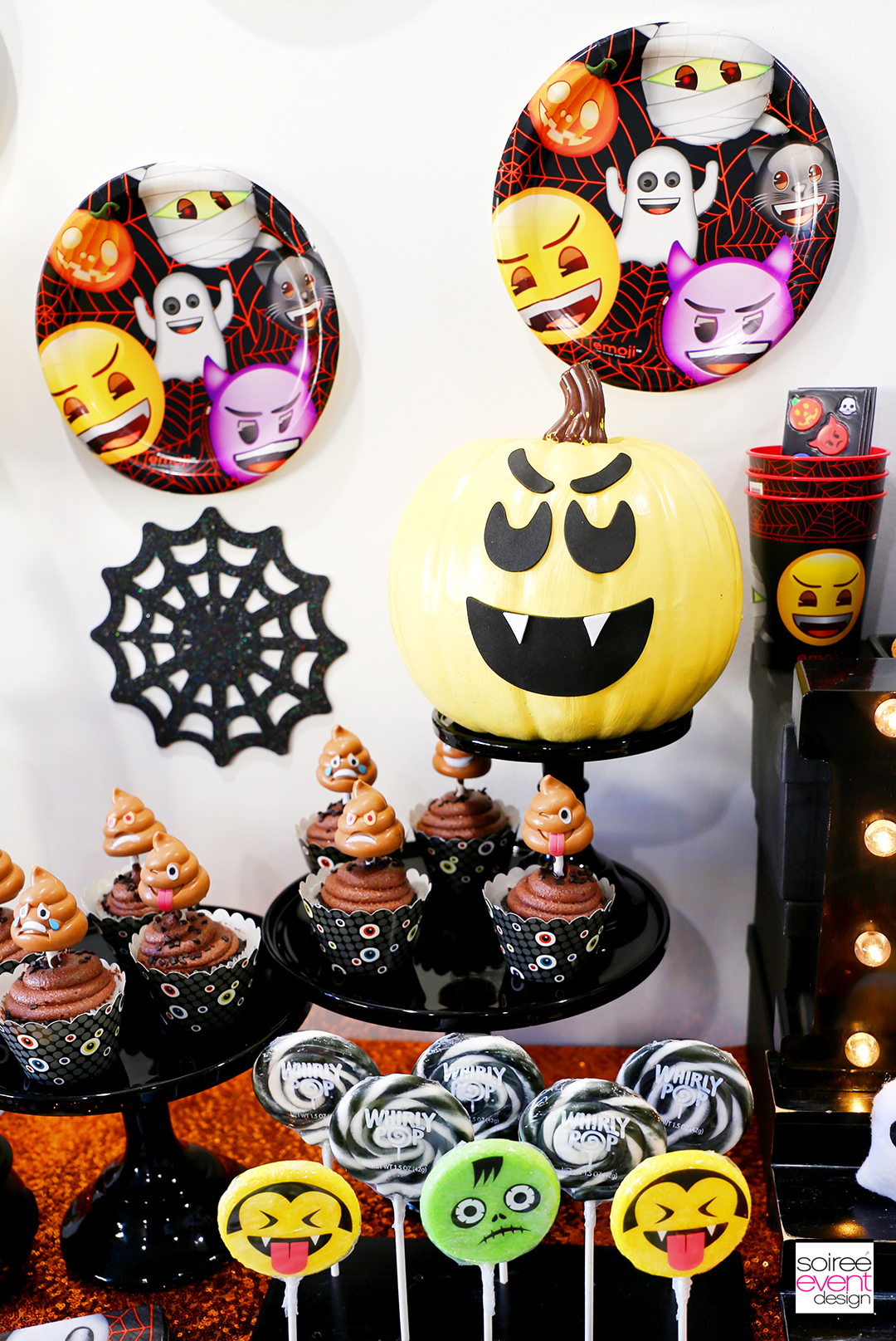 Emoji Halloween Party Ideas - Emoji Halloween decorations