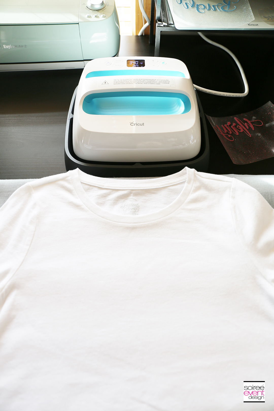 Cricut Merry and Bright T-Shirts - Step 5