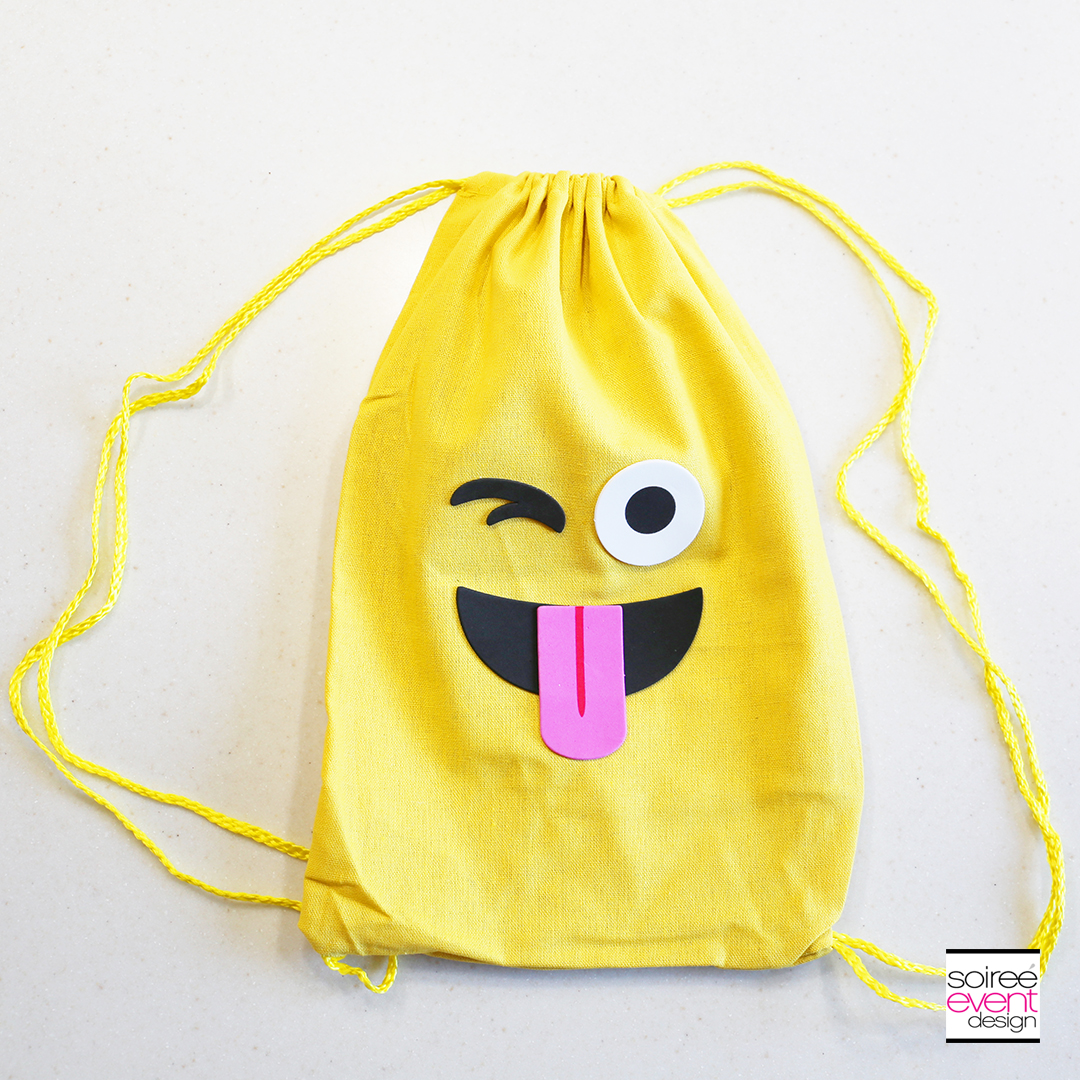Emoji Backpacks Party Favors - 1