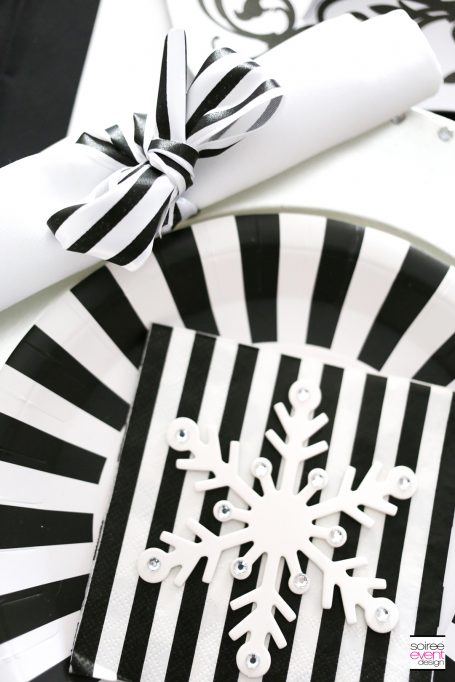 Design a Stylish & Affordable Black and White Christmas Tablescape!