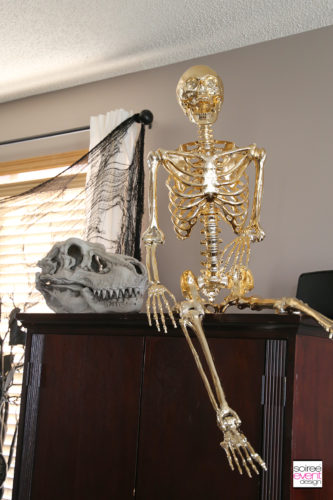 Black and Gold Halloween Decorating Ideas - Gold Skeleton 3