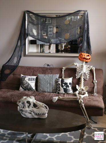 Vintage Halloween Decorating Ideas - Living Room 2